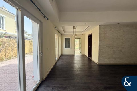 Villa in Arabian Ranches, Dubai 3 bedrooms, 206 sq.m. № 75923 - photo 4