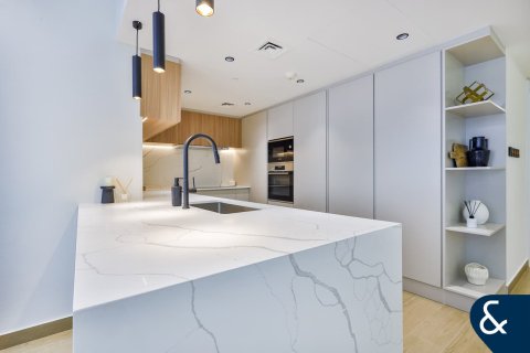 Appartement à Marina Tower, Dubai Marina, Dubai, 3 chambres, 171 m², № 75924 - photo 7