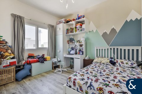 Купить виллу в Springs 11, The Springs, Дубай: 3 спальни, 210м², № 75920 - фото 15