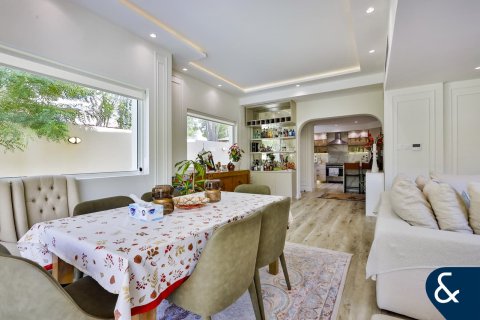 Купить виллу в Springs 11, The Springs, Дубай: 3 спальни, 210м², № 75920 - фото 7