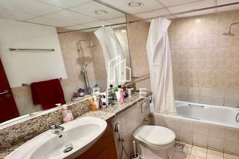 Apartment in Al Arta, Greens, Dubai 2 bedrooms, 107 sq.m. № 85469 - photo 12