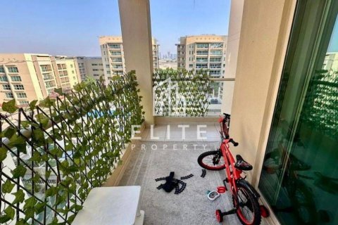 Apartment in Al Arta, Greens, Dubai 2 bedrooms, 107 sq.m. № 85469 - photo 2