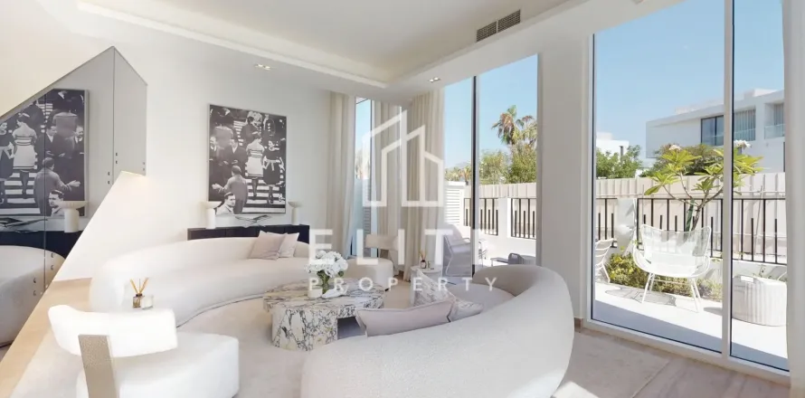 فيلا في دبي 4 غرف نوم رقم 85470