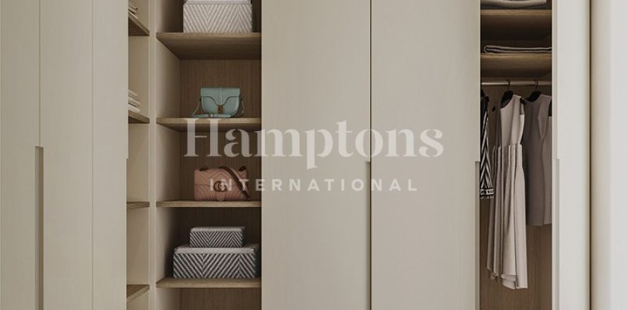 Villa in Arabian Ranches 3, Dubai 4 bedrooms, 248.423 sq.m. № 63416