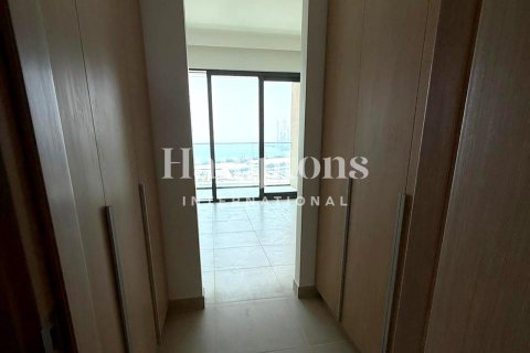Apartment in Mina Rashid, Dubai 2 bedrooms, 107.07906877 sq.m. № 63417 - photo 5