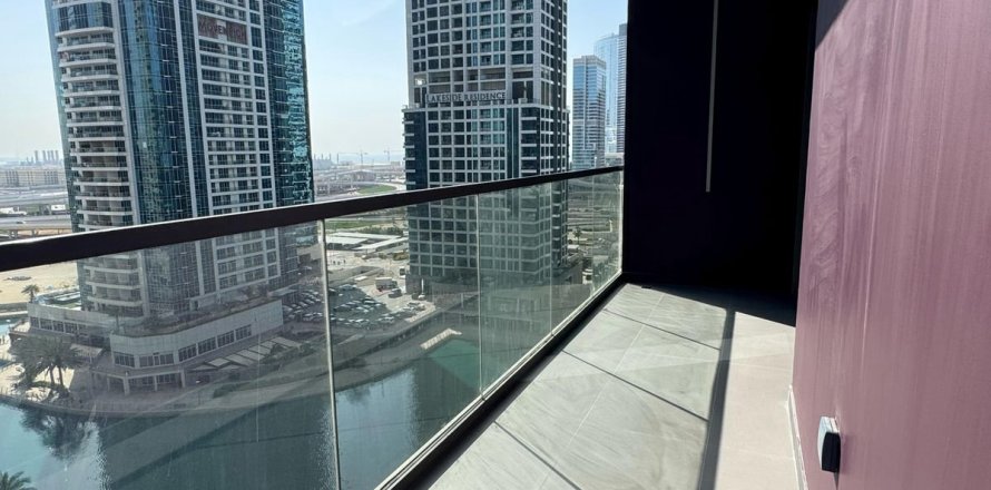 Appartement à Dubai, 2 chambres, 131.2 m², № 14310