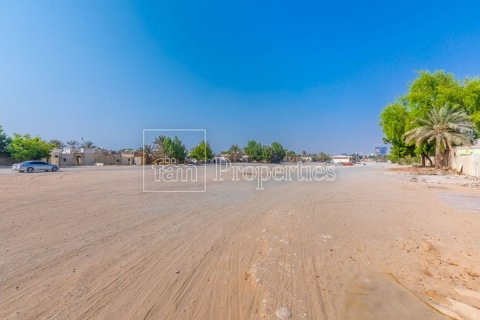 Land in Al Wasl, Dubai 930.2 sq.m. № 14323 - photo 9