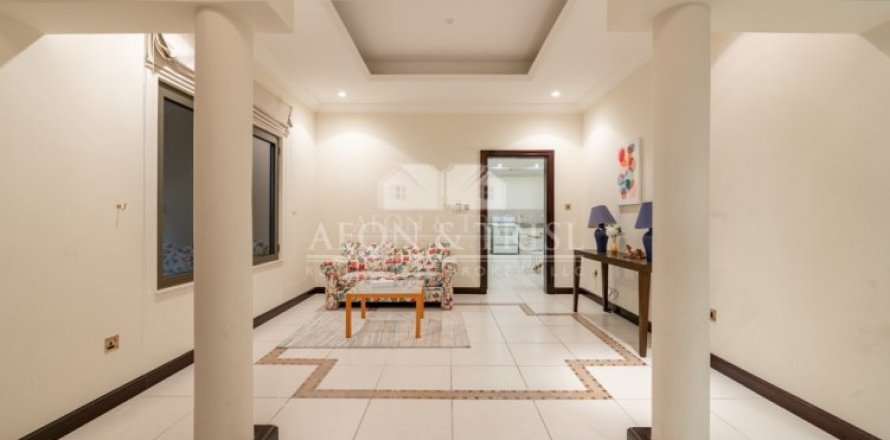 Вилла в Canal Cove Villas, Пальма Джумейра, Дубай, 4 спальни, 465м², № 61444