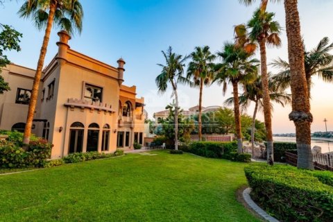 Купить виллу в Canal Cove Villas, Пальма Джумейра, Дубай: 4 спальни, 465м², № 61444 - фото 3