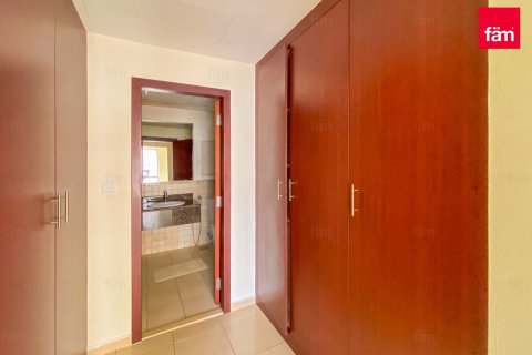 Apartamento en Dubai, 1 dormitorio, 124.7 m², № 70472 - foto 7