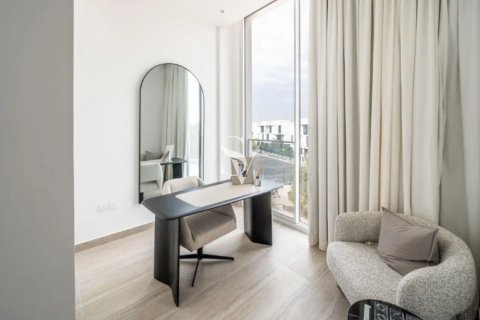 Adosado en Al Barari, Dubai, 4 dormitorios, 459 m², № 93085 - foto 12