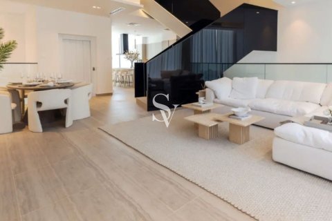 Adosado en Al Barari, Dubai, 4 dormitorios, 459 m², № 93085 - foto 5