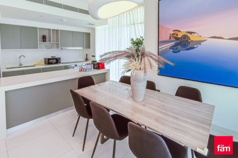 Apartment in Dubai Harbour, Dubai 3 bedrooms, 178.9 sq.m. № 41751 - photo 8