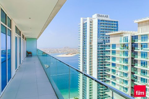 Apartment in Dubai Harbour, Dubai 3 bedrooms, 178.9 sq.m. № 41751 - photo 1