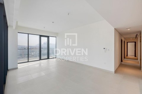 Apartment in Al Wasl, Dubai 3 bedrooms, 194 sq.m. № 18745 - photo 2