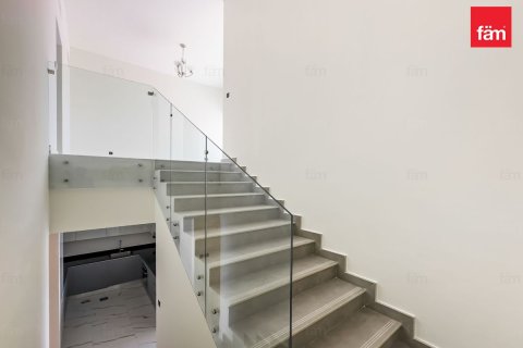 Townhouse in Dubai 4 bedrooms, 282 sq.m. № 69454 - photo 12