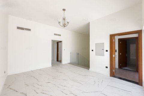 Townhouse in Dubai 4 bedrooms, 282 sq.m. № 69454 - photo 3