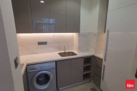 Apartment in Meydan, Dubai 2 bedrooms, 84.6 sq.m. № 69457 - photo 5