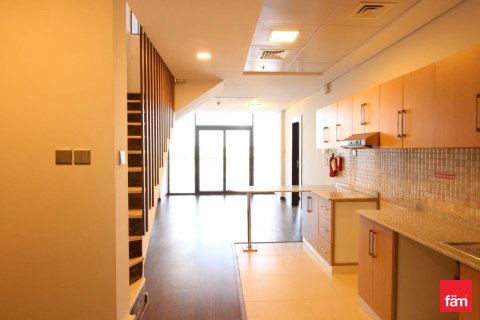 Купить квартиру в Дубае: 2 спальни, 170.3м², № 69442 - фото 3