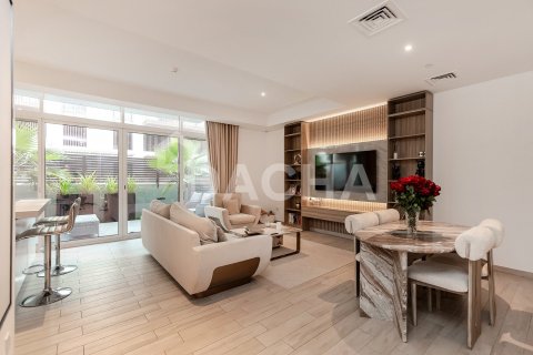 Apartamento en District 15, Jumeirah Village Circle, Dubai, 2 dormitorios, 188 m², № 105028