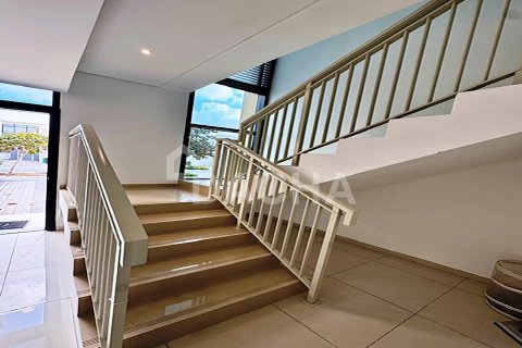 Villa en Trinity, DAMAC Hills (Akoya by DAMAC), Dubai, 3 dormitorios, 209 m², № 105035 - foto 13