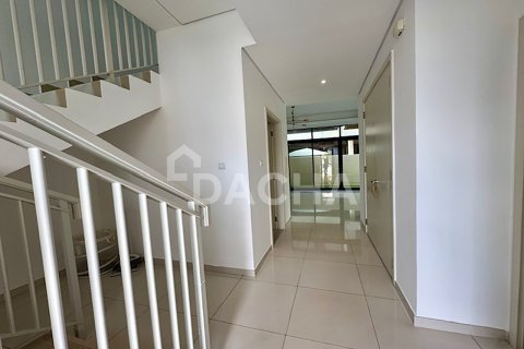 Villa en Trinity, DAMAC Hills (Akoya by DAMAC), Dubai, 3 dormitorios, 209 m², № 105035 - foto 14