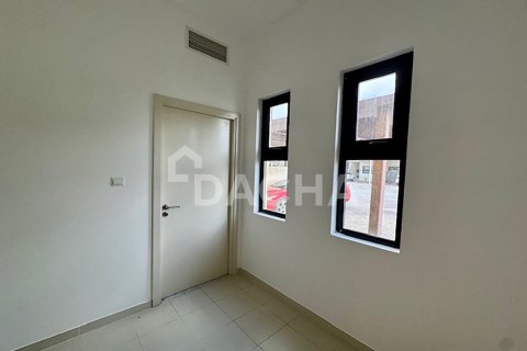 Villa en Trinity, DAMAC Hills (Akoya by DAMAC), Dubai, 3 dormitorios, 209 m², № 105035 - foto 15