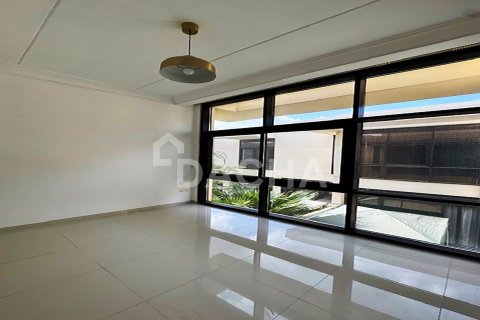 Villa en Trinity, DAMAC Hills (Akoya by DAMAC), Dubai, 3 dormitorios, 209 m², № 105035 - foto 9