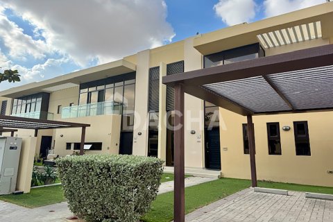 Villa en Trinity, DAMAC Hills (Akoya by DAMAC), Dubai, 3 dormitorios, 209 m², № 105035 - foto 4