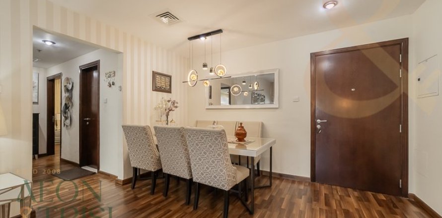 Apartamento en Royal Residence, Dubai Sports City, Dubai, 2 dormitorios, 107 m², № 61011