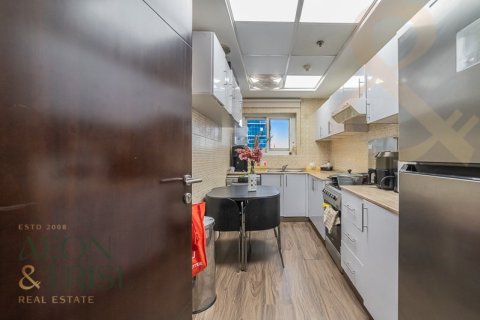 Apartamento en Royal Residence, Dubai Sports City, Dubai, 2 dormitorios, 107 m², № 61011 - foto 3