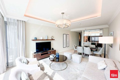 Apartamento en Downtown Dubai (Downtown Burj Dubai), Dubai, 2 dormitorios, 138.8 m², № 47735 - foto 2