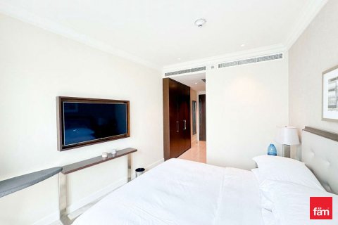 Apartamento en Downtown Dubai (Downtown Burj Dubai), Dubai, 2 dormitorios, 138.8 m², № 47735 - foto 17