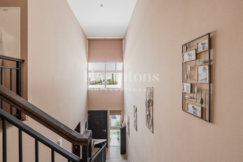 Adosado en Dubai, 3 dormitorios, 174.82022025 m², № 64470 - foto 3