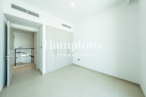 Снять в аренду виллу в Silver Springs, DAMAC Hills (Akoya by DAMAC), Дубай: 3 спальни, 134.89515600м², № 64469 - фото 7