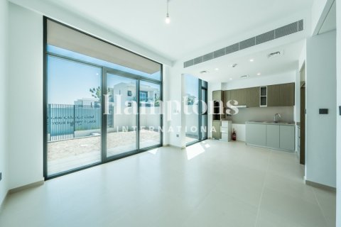 Снять в аренду виллу в Silver Springs, DAMAC Hills (Akoya by DAMAC), Дубай: 3 спальни, 134.89515600м², № 64469 - фото 2