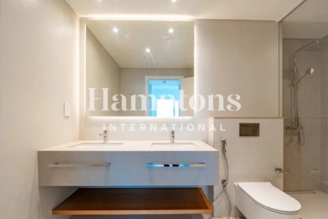 Снять в аренду квартиру в La Vie, Джумейра Бич Резиденс, Дубай: 2 спальни, 141.11965700м², № 64468 - фото 3