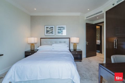 Снять в аренду квартиру в Даунтаун Дубай (Даунтаун Бурдж Дубай), Дубай: 3 спальни, 184.5м², № 69682 - фото 11