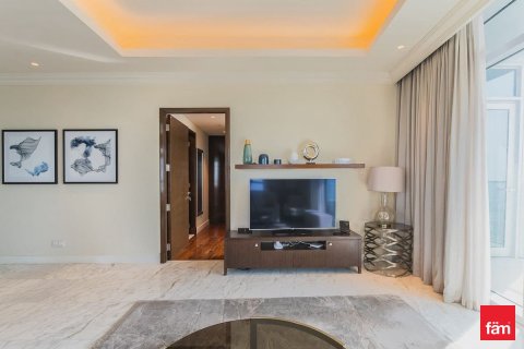 Снять в аренду квартиру в Даунтаун Дубай (Даунтаун Бурдж Дубай), Дубай: 3 спальни, 184.5м², № 69682 - фото 6