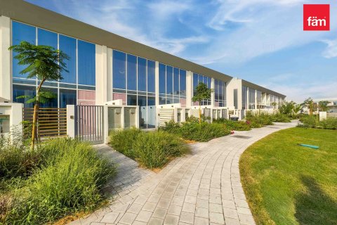 Townhouse in Dubai 1 bedroom, 52.9 sq.m. № 69691 - photo 1