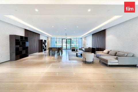 Apartment in Al Wasl, Dubai 3 bedrooms, 200.6 sq.m. № 59558 - photo 8