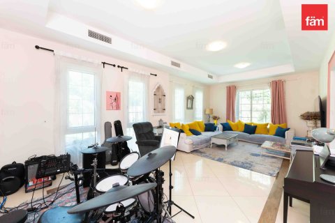 Villa en Dubai, 3 dormitorios, 815.2 m², № 59087 - foto 14
