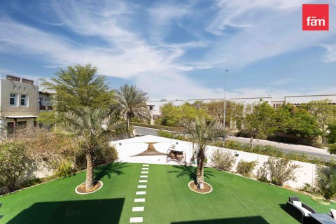 Villa en Dubai, 3 dormitorios, 815.2 m², № 59087 - foto 18