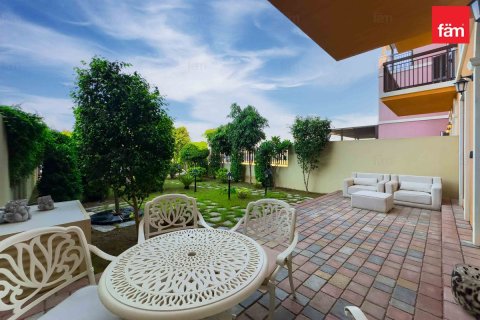 Townhouse in Dubai 3 bedrooms, 326.6 sq.m. № 59086 - photo 25