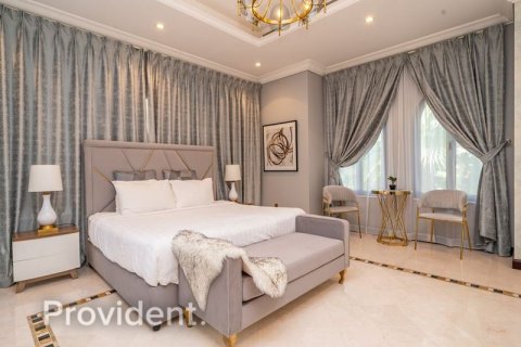 Villa in Palm Jumeirah, Dubai 5 bedrooms, 657.1 sq.m. № 2957 - photo 23