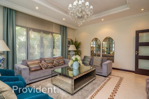 Villa in Palm Jumeirah, Dubai 5 bedrooms, 657.1 sq.m. № 2957 - photo 3