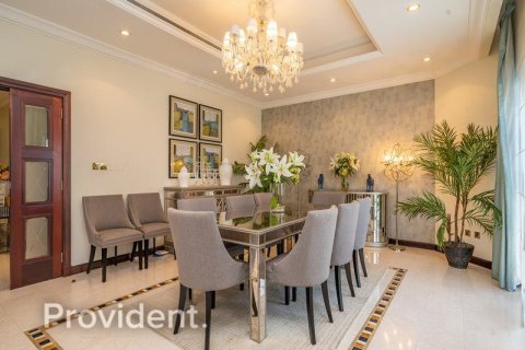 Villa in Palm Jumeirah, Dubai 5 bedrooms, 657.1 sq.m. № 2957 - photo 6
