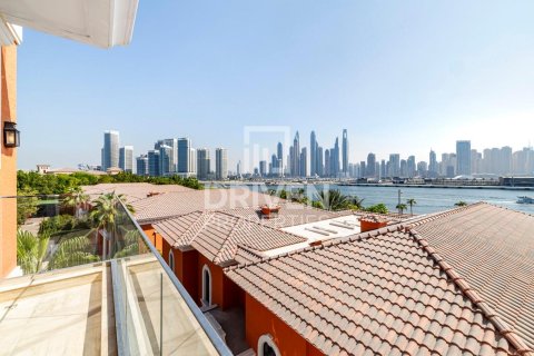Penthouse in The Crescent, Palm Jumeirah, Dubai 1219.45 sq.m. № 142670 - photo 25
