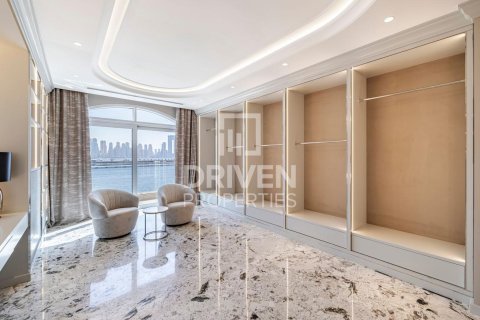 Penthouse in The Crescent, Palm Jumeirah, Dubai 1219.45 sq.m. № 142670 - photo 17