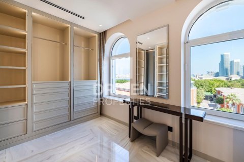 Penthouse in The Crescent, Palm Jumeirah, Dubai 1219.45 sq.m. № 142670 - photo 21